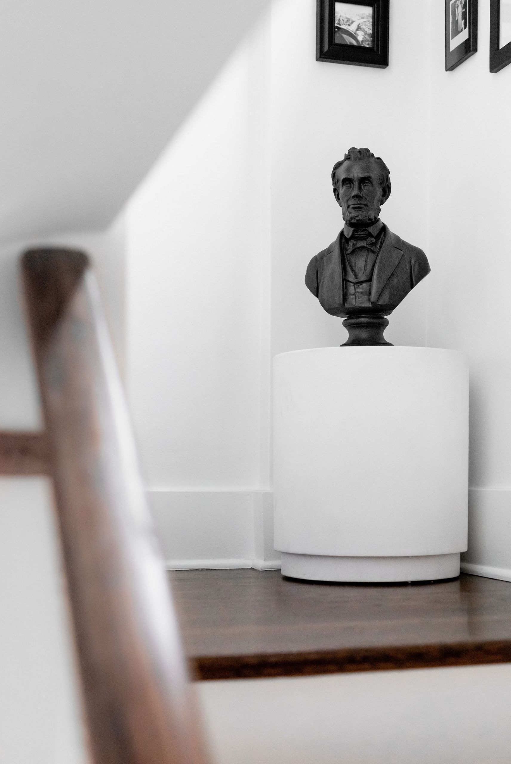 ivory and ash living seattle interior photographer